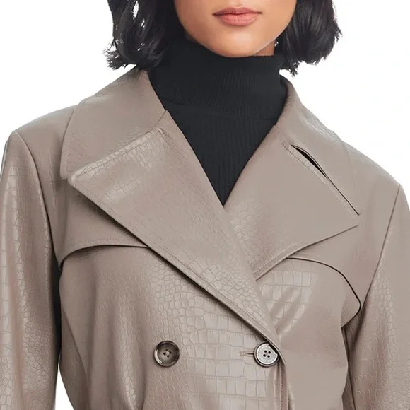 Vince Camuto Tan Trench Coat with Tailored Silhouette and Structured Shoulders - Picture 3 of 6